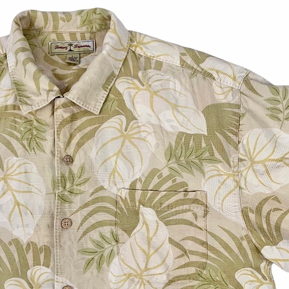 TOMMY BAHAMA Vintage Silk Tropical Palm Print Button Down Short Sleeve Shirt - Picture 7 of 8